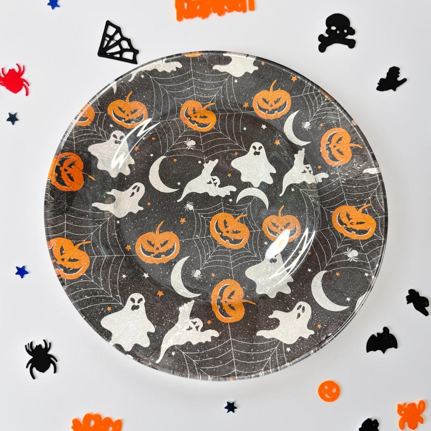 Halloween theme dessert plate