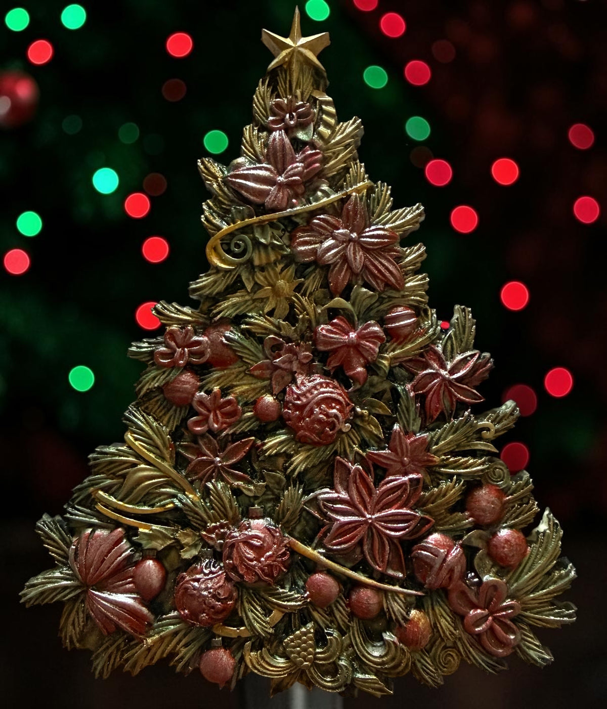 Christmas tree with frosted red, ornament or Acrylic stand