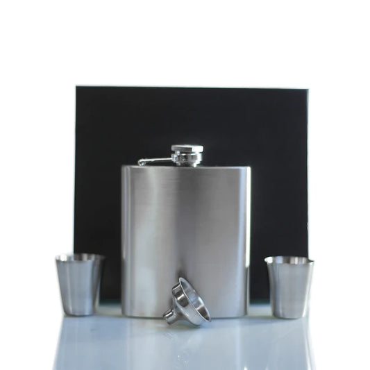 7 Ounce Flask with 2 shot glasses