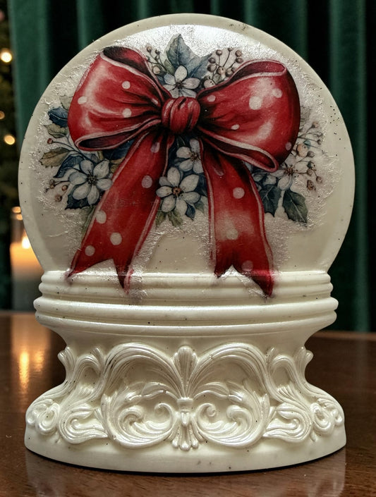 Holiday Ribbon. Ornament or magnet.